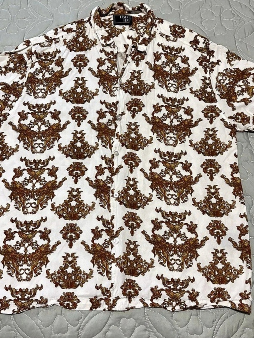 LEVEL TEN Paisley Short Sleeve Shirt Size Large Like New